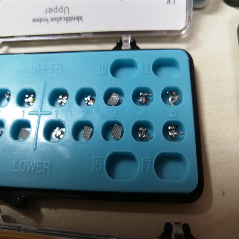MIM dental metal bracket with sandblast in box packing